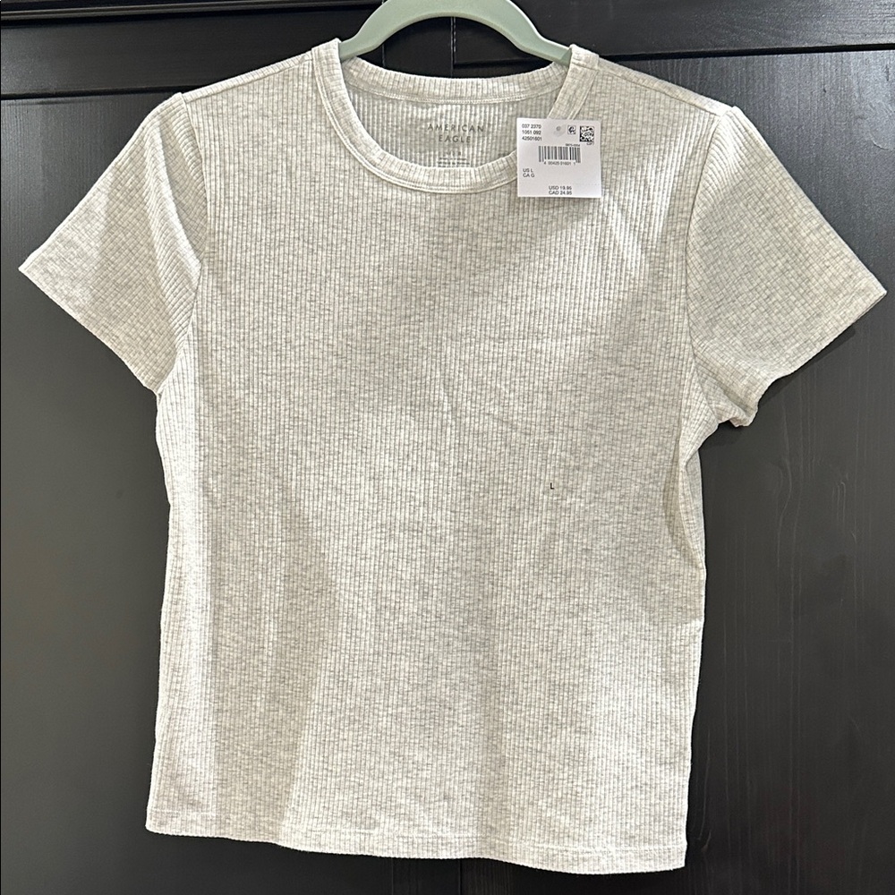 American Eagle Outfitters Light Gray Short Sleeve Tee